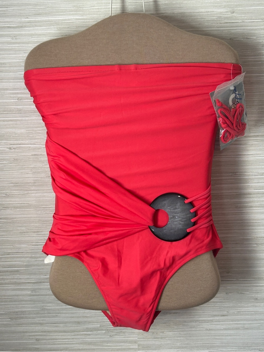 Diva by Rachel Pappo NWT One Piece Swimsuit Size 10 Coral Strapless Ruched Ring